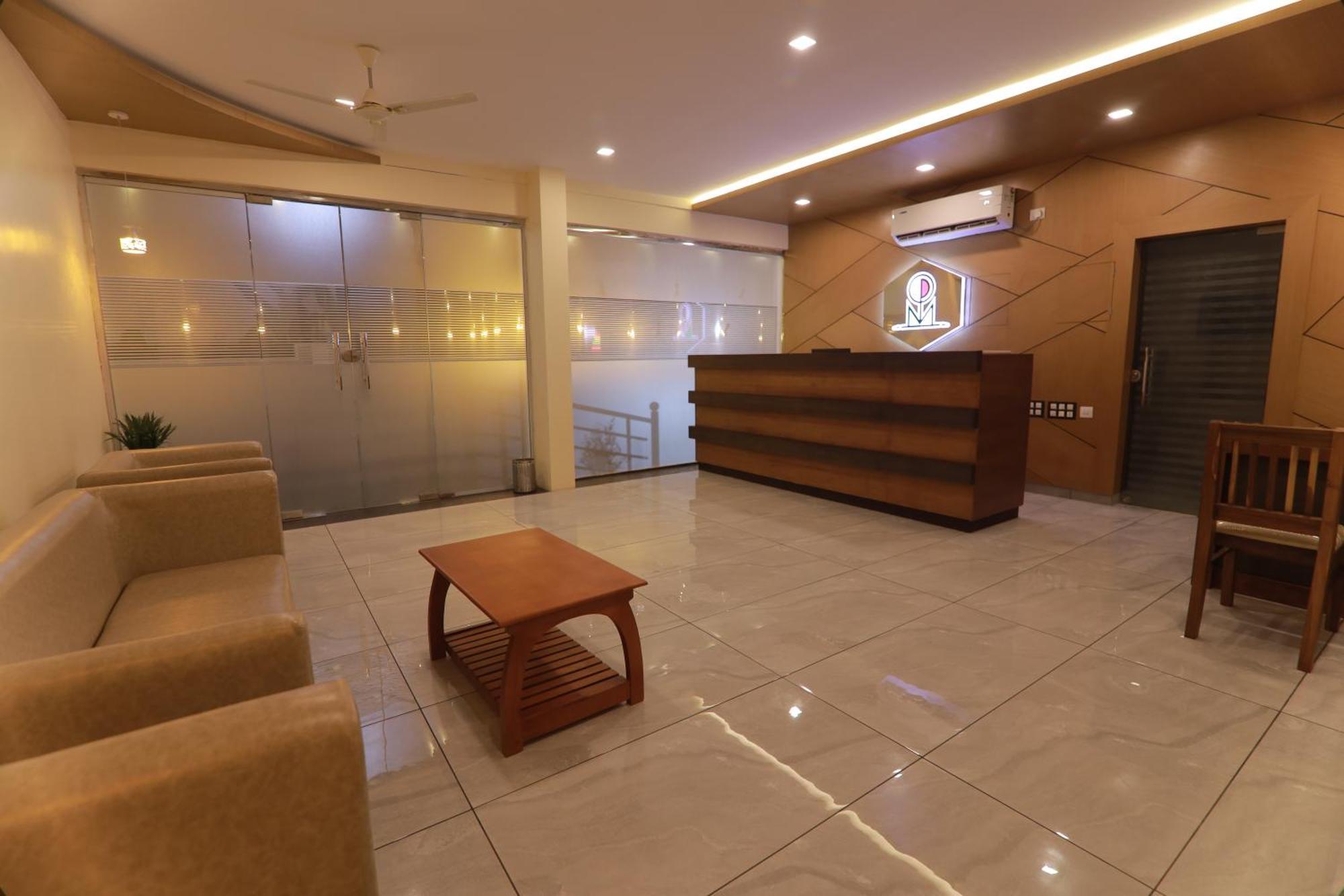 Opm Inn Payyannur Dış mekan fotoğraf